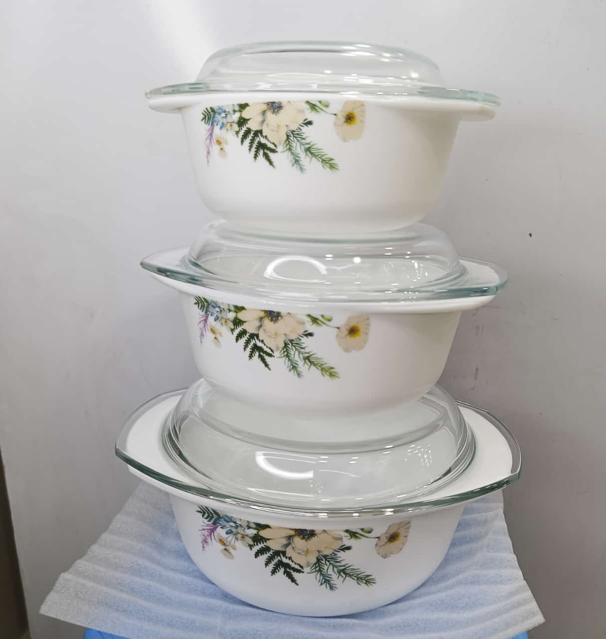 3 Piece Glass Casserole Serving Bowl Set Oven Safe, Elegant, and Multi Purpose
