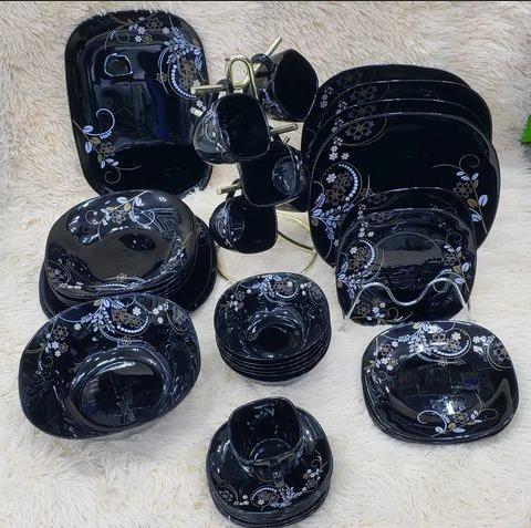 38 pcs Black dinner set
