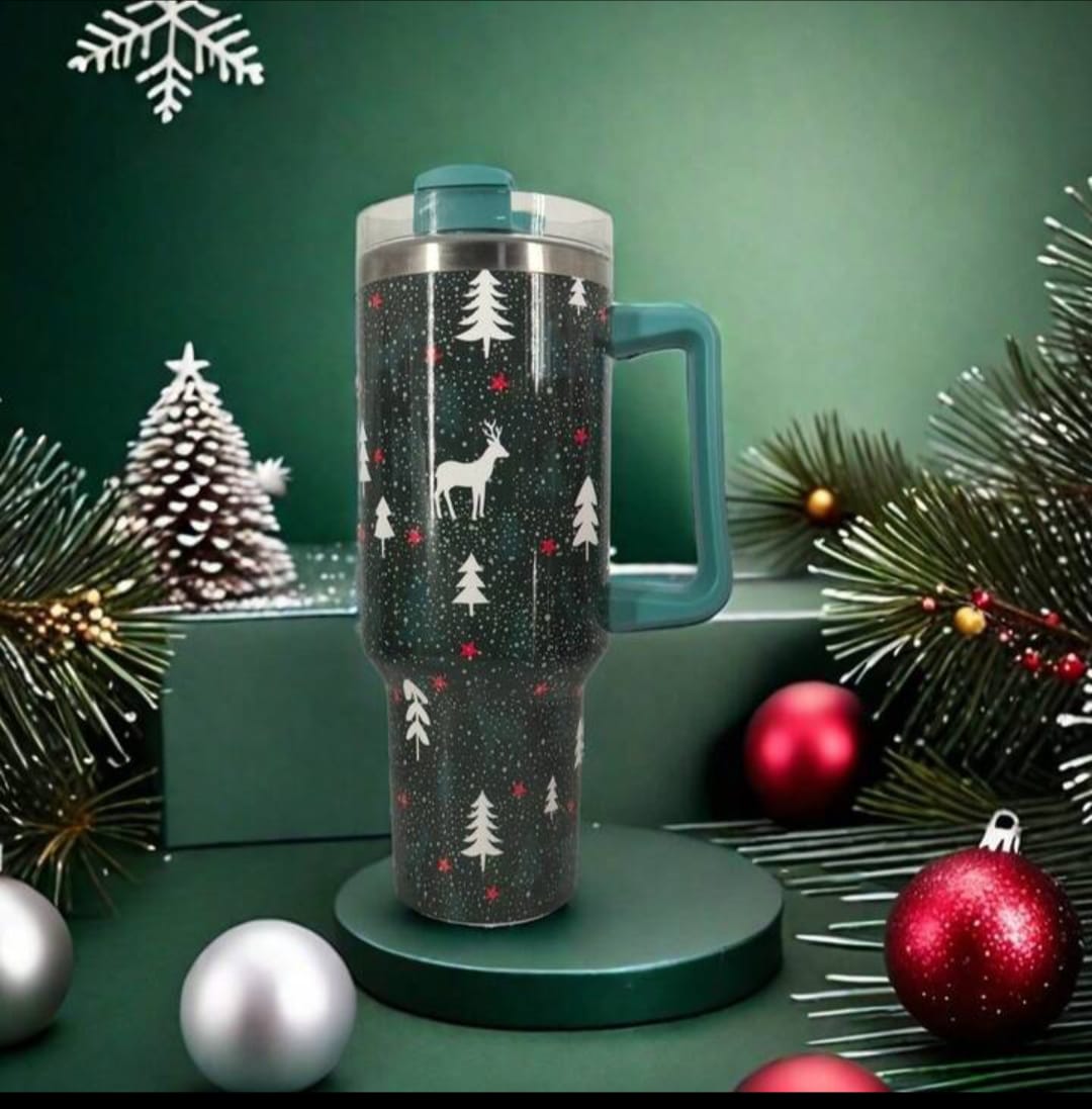🎄 Christmas Theme Stanley Cup – Festive Holiday Tumbler 🎅